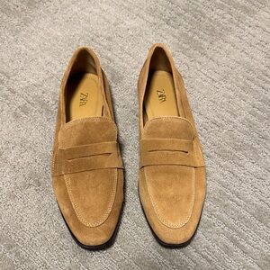 Zara Women’s Brown Suede Loafers Size 39